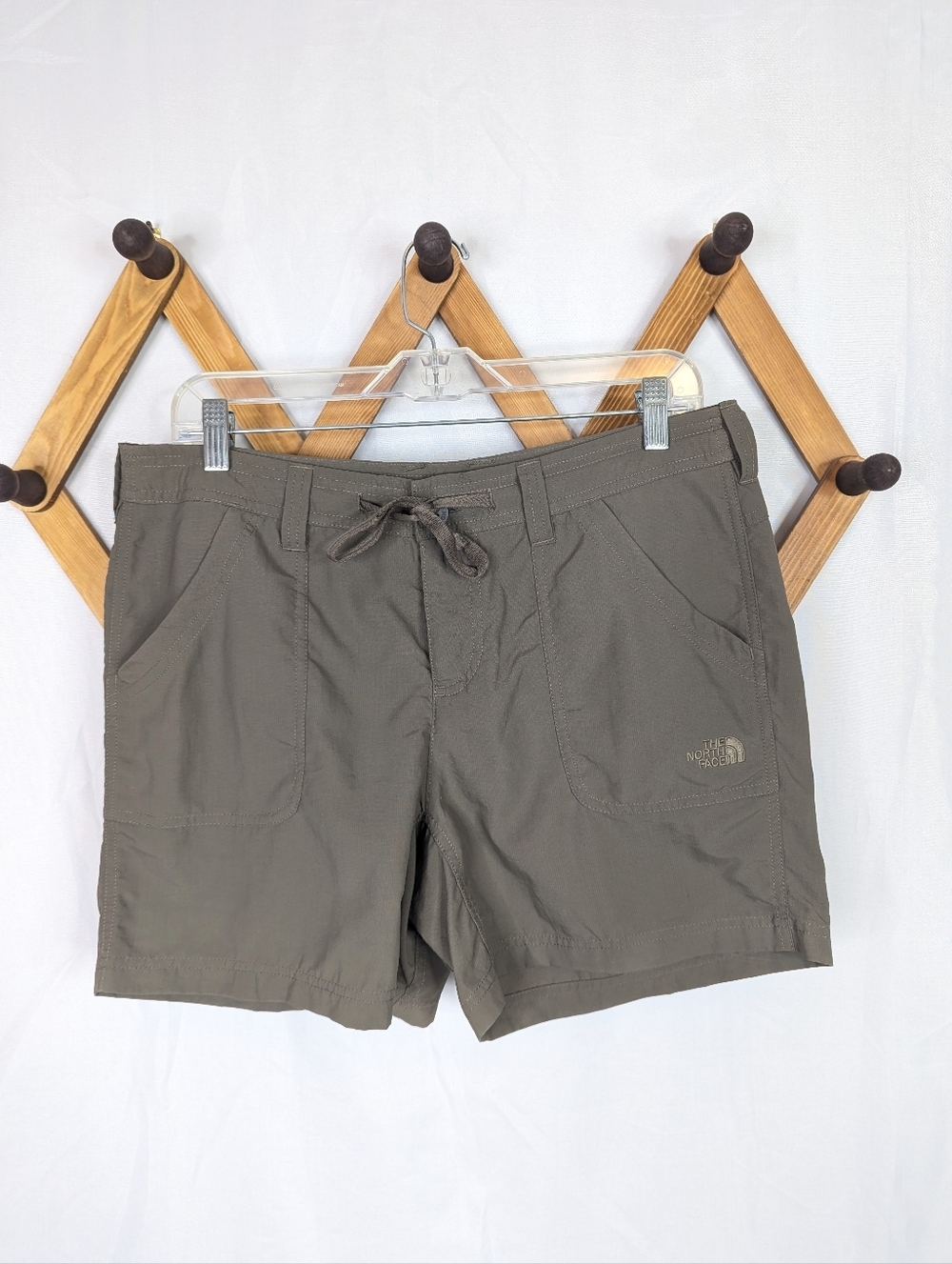 The North Face Mid Rise 5" Inseam Hiking Athletic Shorts - Size 10